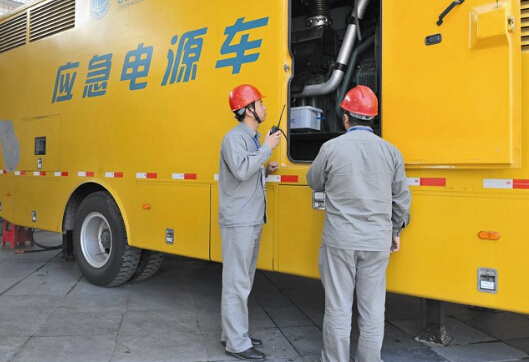 皋兰如何清理被灰尘覆盖的机油散热器？